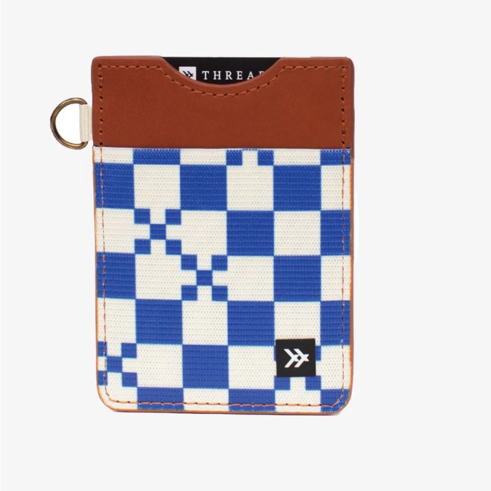 Thread Vertical Wallet RFID Genuine Leather w/ D-Ring NWT